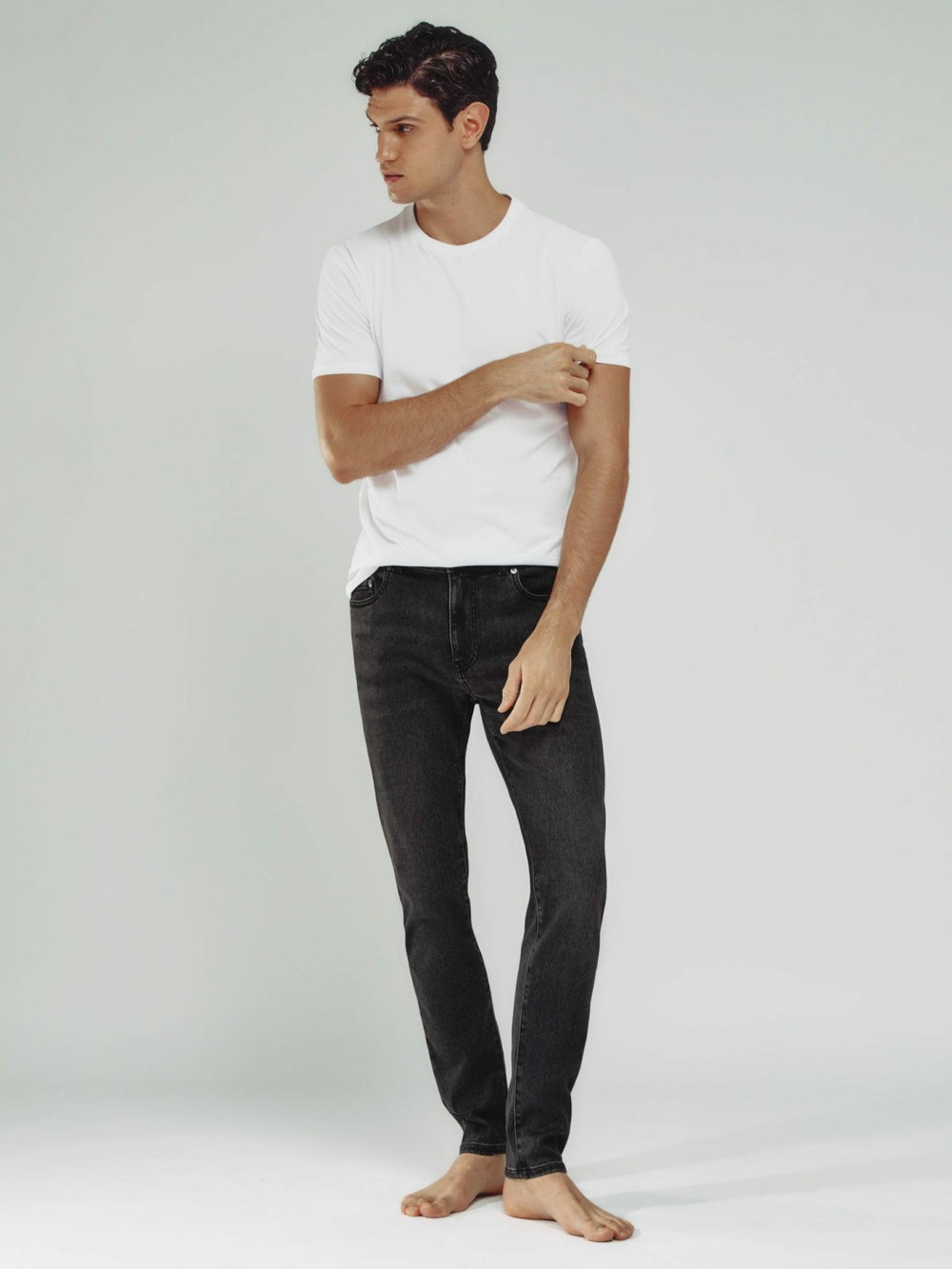 Tapered Slim-Fit Jeans Washed Black | Men