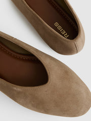 Leather Rounded-Point Toe Ballet Flats Taupe | Women