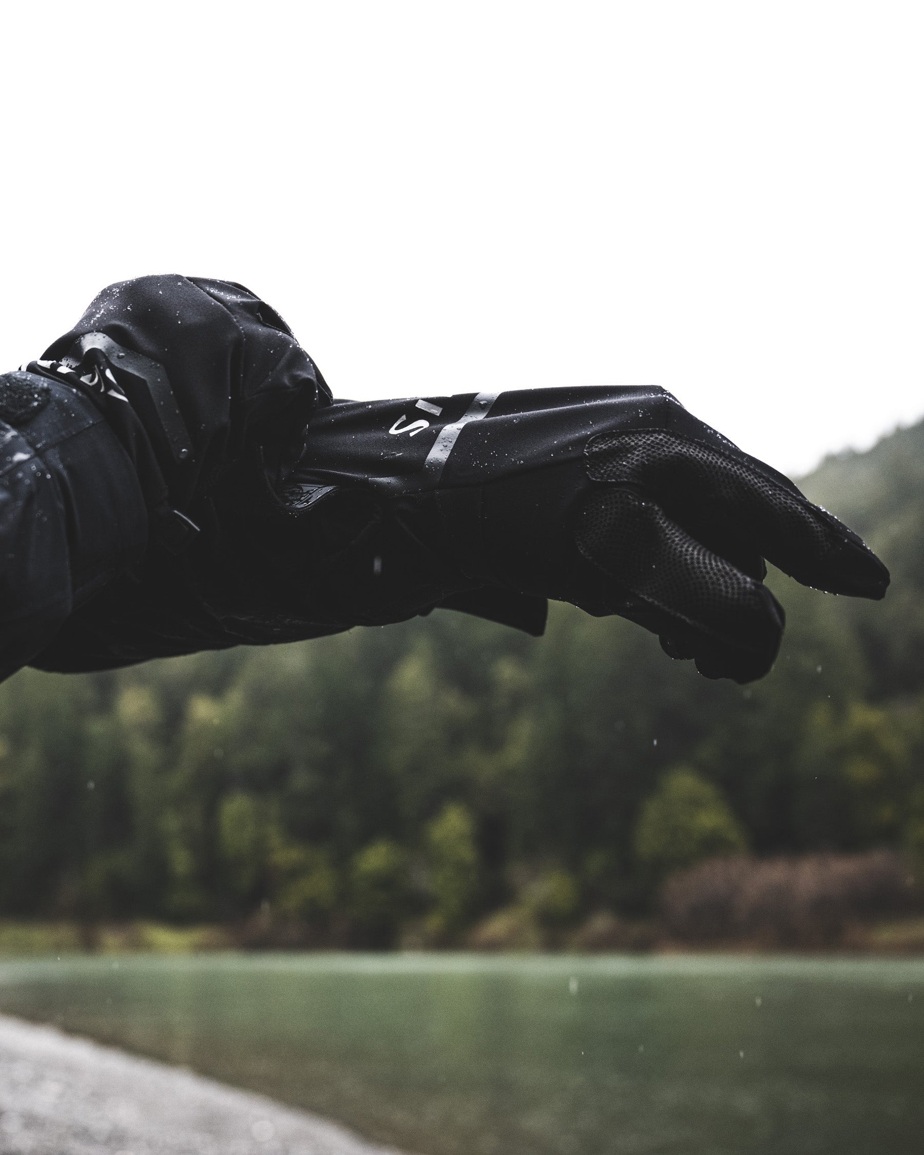 Simms ProDry™ GORE-TEX Fishing Glove + Liner For Men