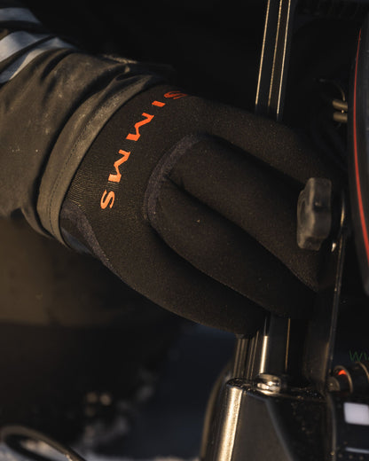 Simms ExStream® Neoprene Fishing Glove For Men