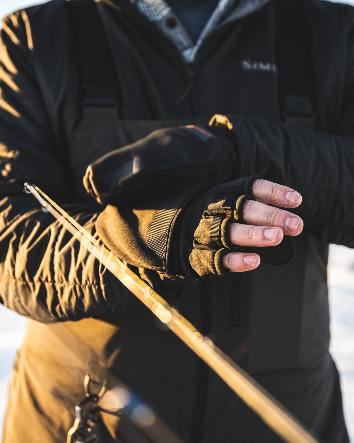Simms WINDSTOPPER® Foldover Fishing Mitt For Men