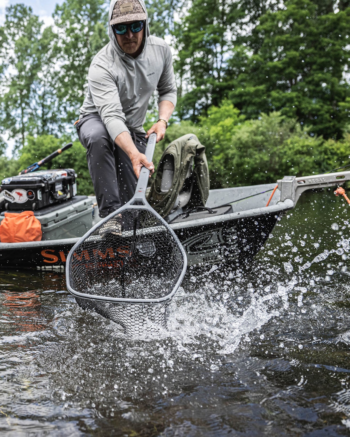 Simms Daymaker Boat Net - Long Handle For Gear