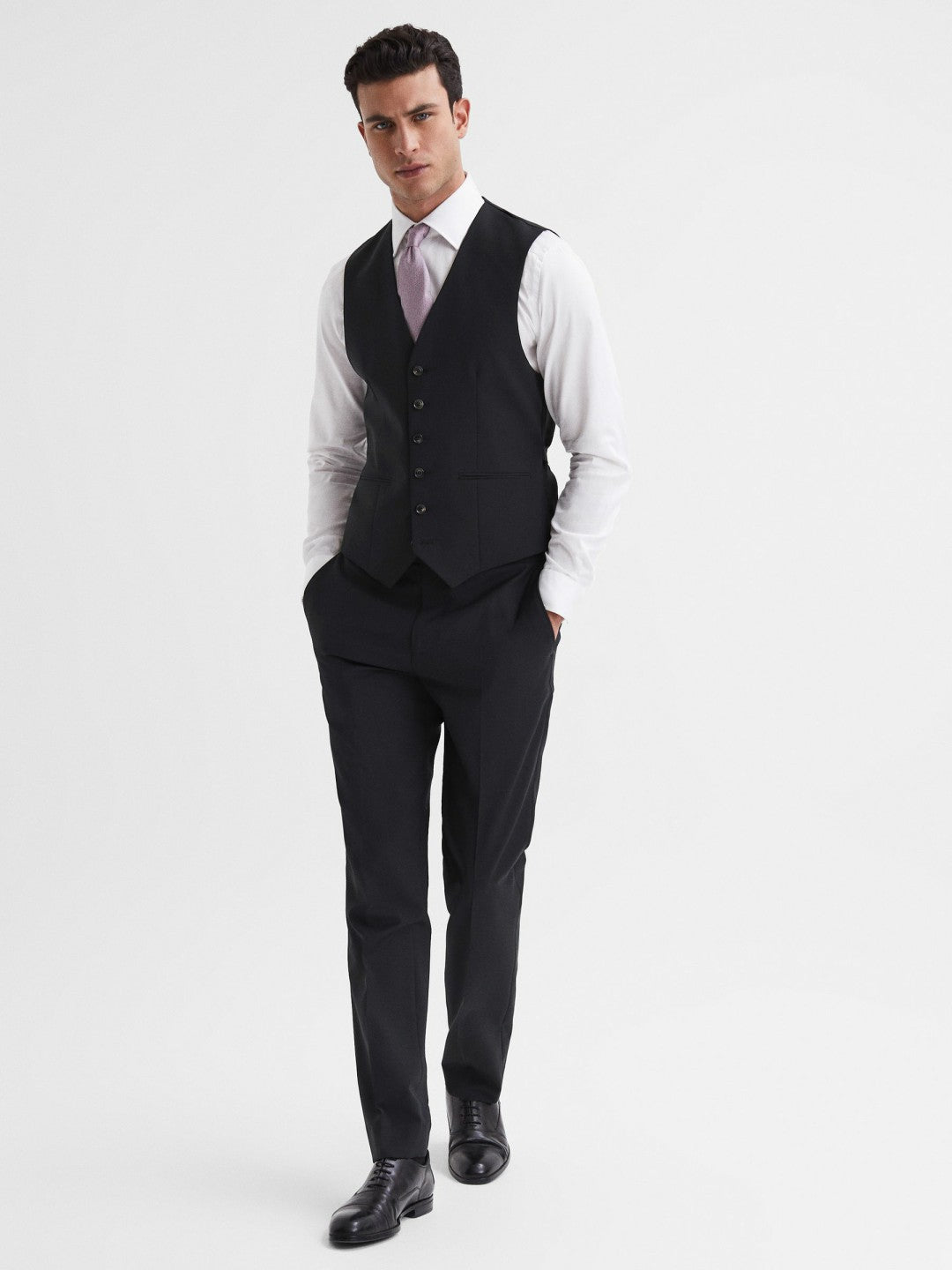 Modern Fit Travel Waistcoat Black | Men