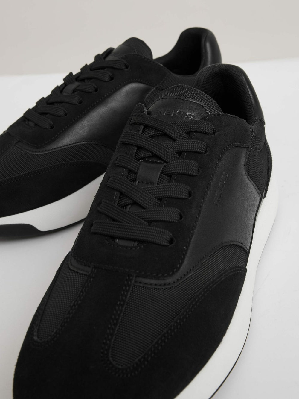 Leather Suede Running Trainers Black/White | Men