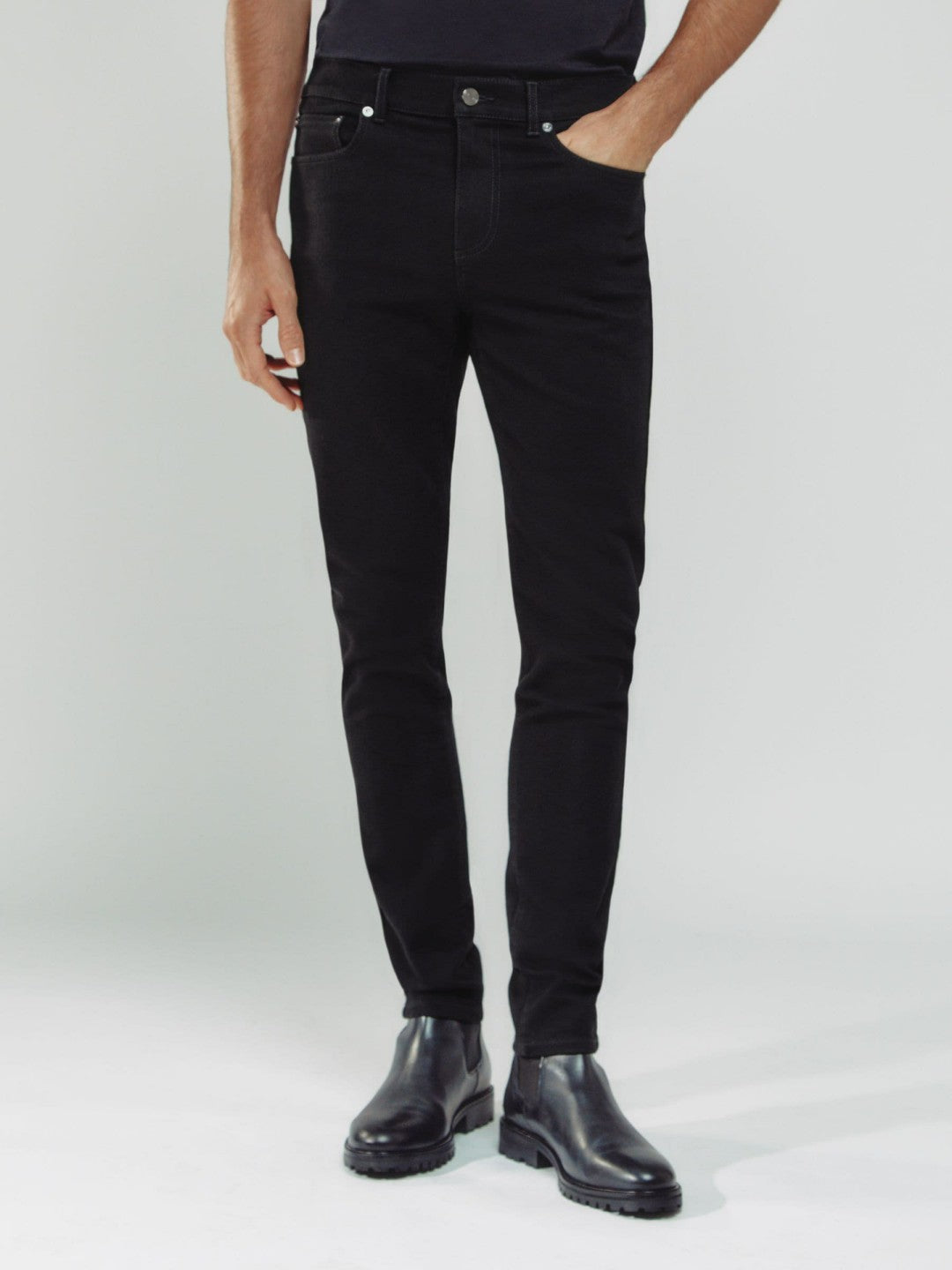 Skinny-Fit Jeans Stay Black | Men