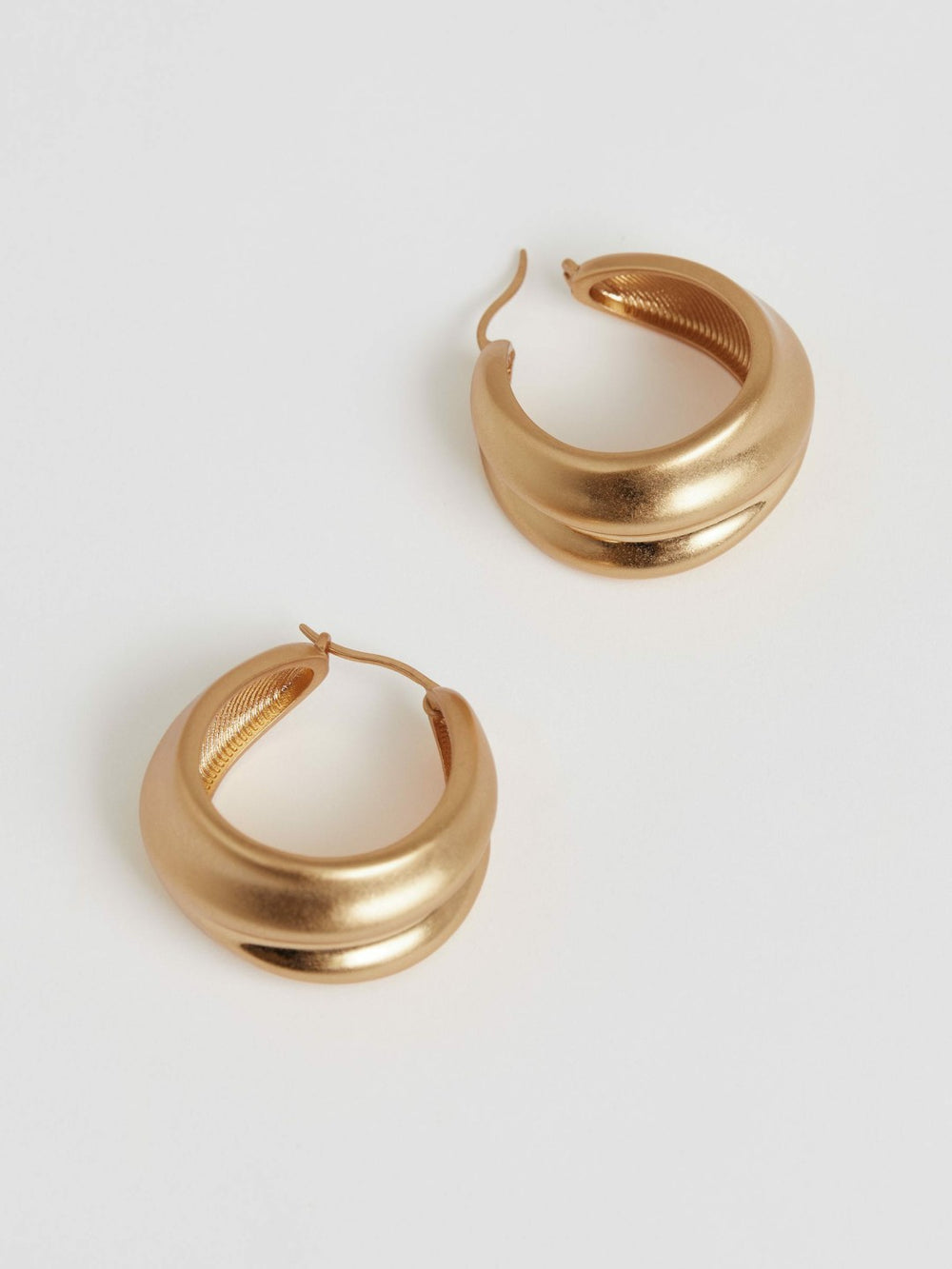 Sculptural Hoop Earrings Gold | Women