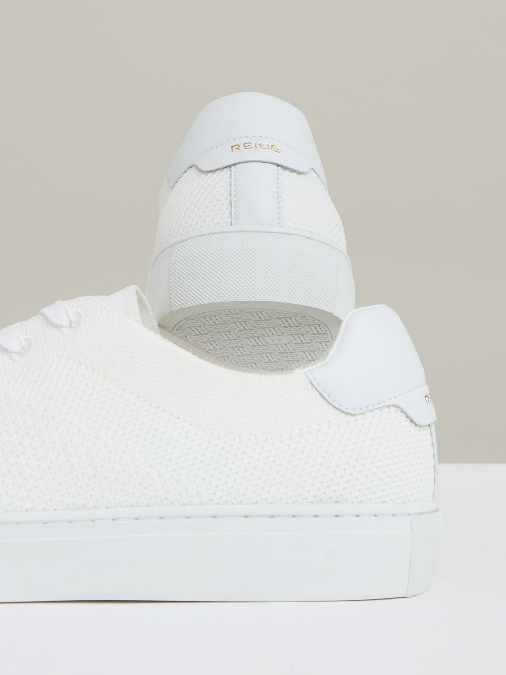 Knitted Low-Top Trainers White | Men