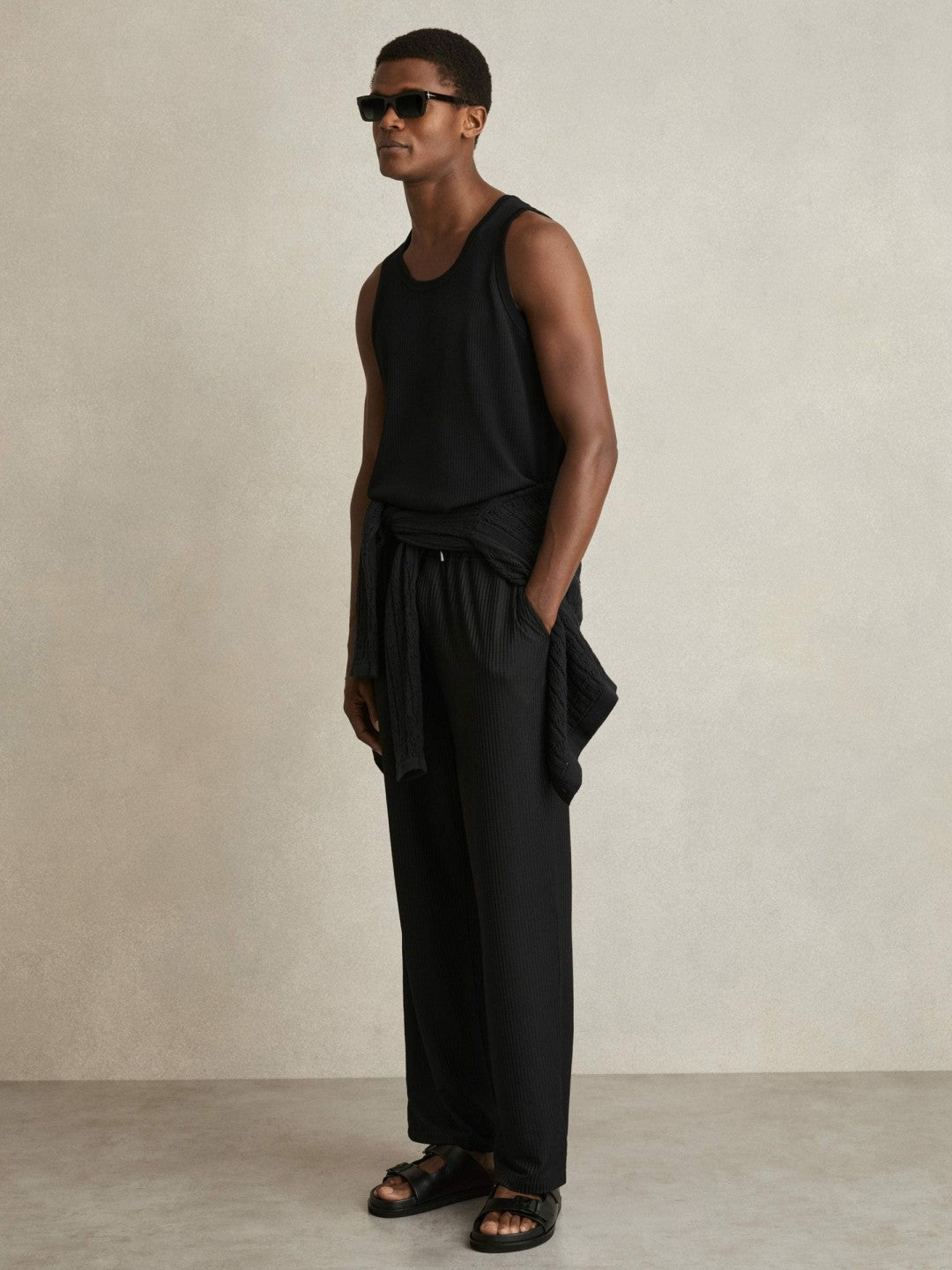 Textured Crew Neck Ribbed Vest Black | Men