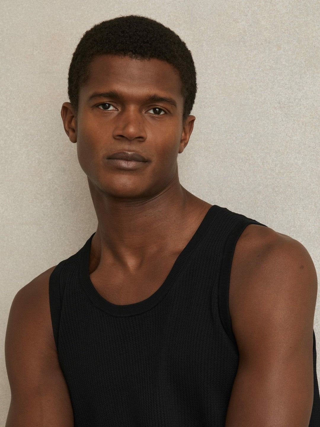Textured Crew Neck Ribbed Vest Black | Men