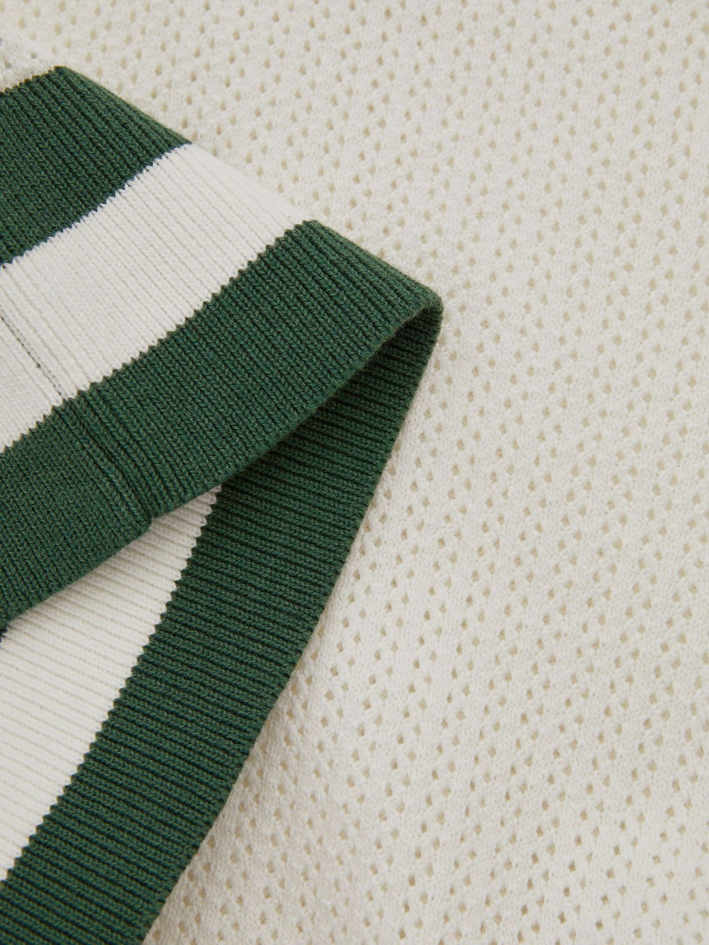 | Ché Knitted Half-Button Polo Shirt White | Men