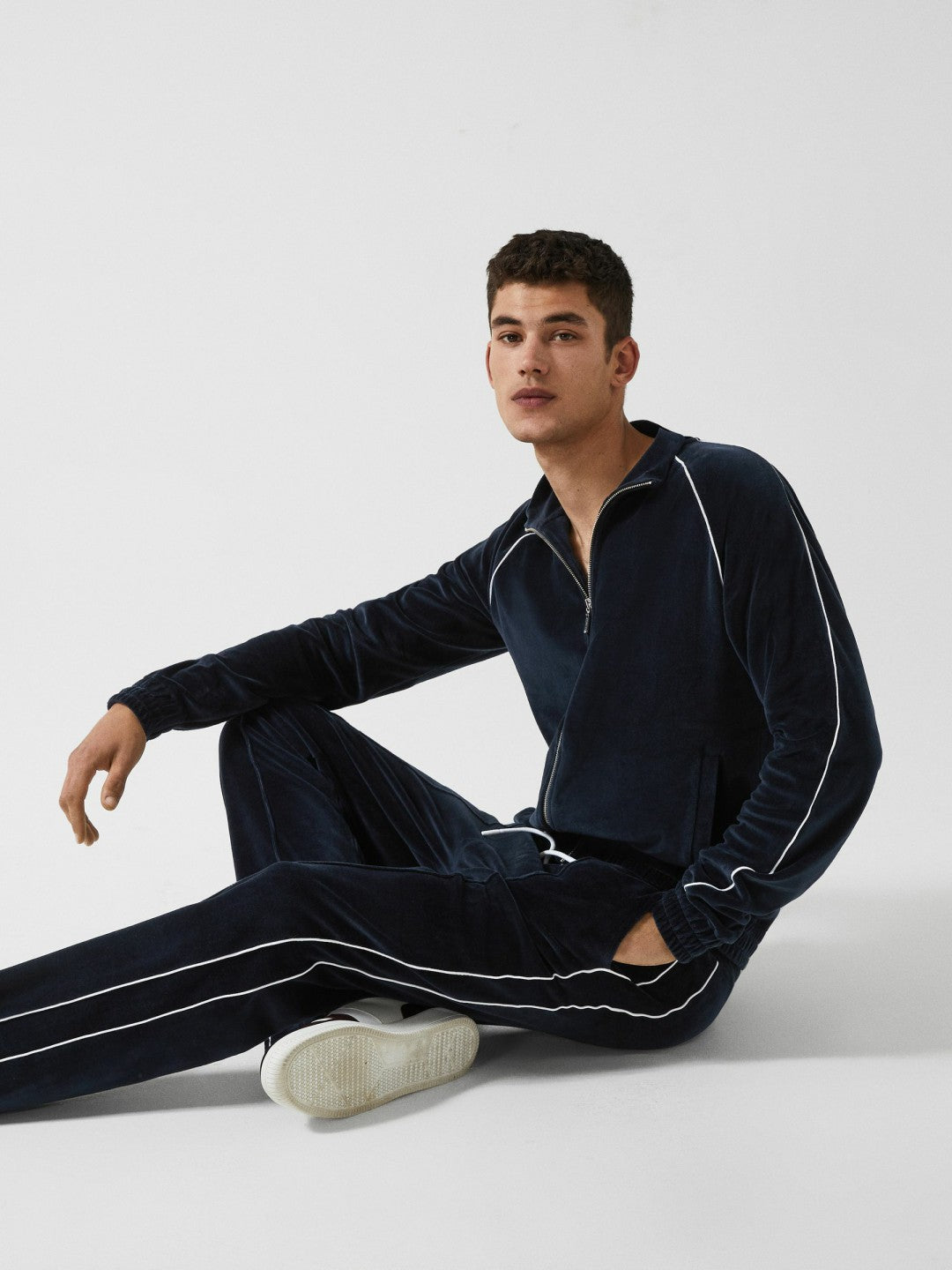 Velour Jogger With Piping Navy | Men