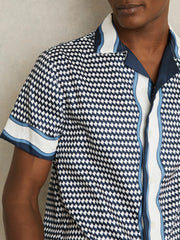 Geometric-Print Cuban-Collar Shirt White/Navy | Men