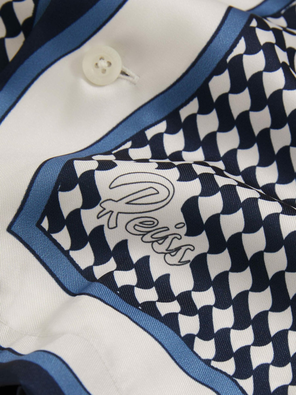 Geometric-Print Cuban-Collar Shirt White/Navy | Men