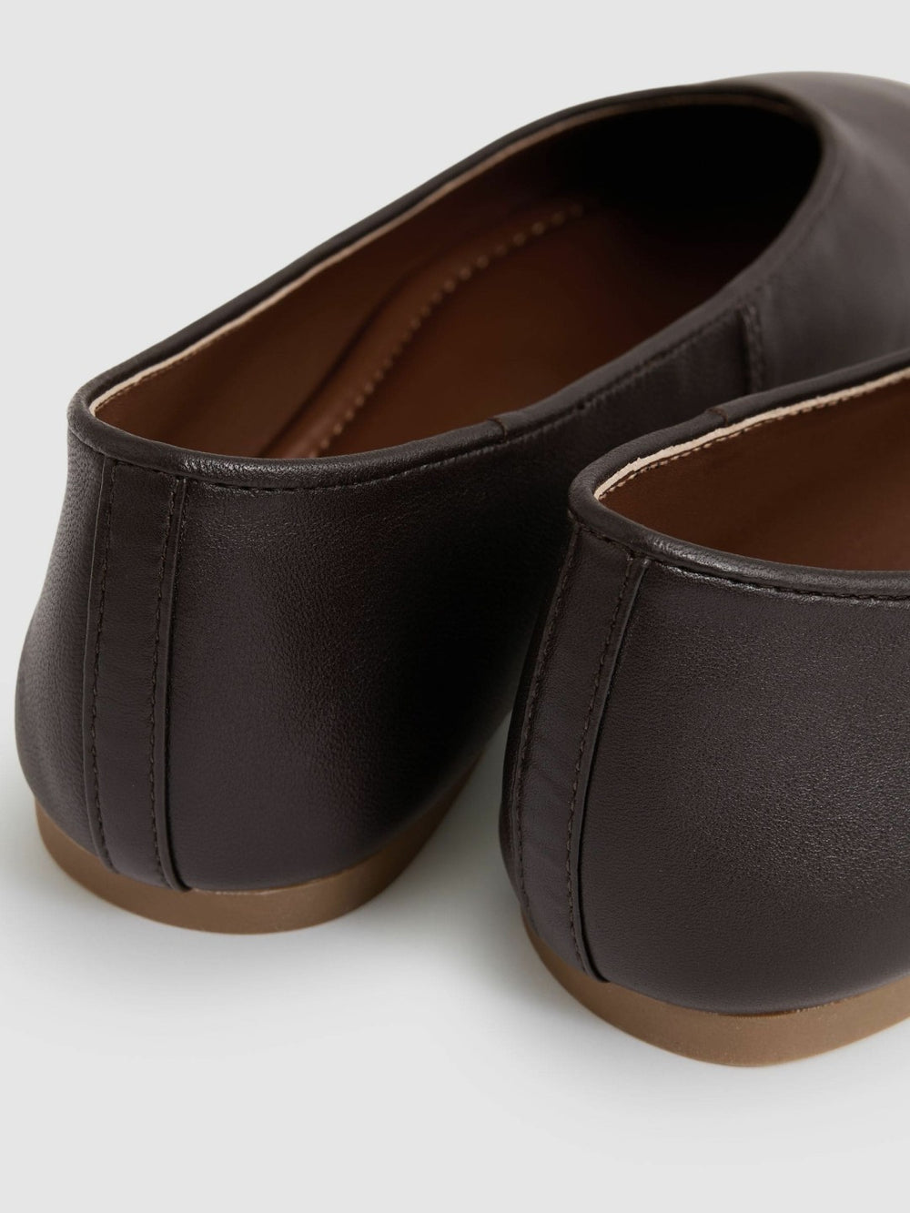 Leather Rounded-Point Toe Ballet Flats Chocolate | Women