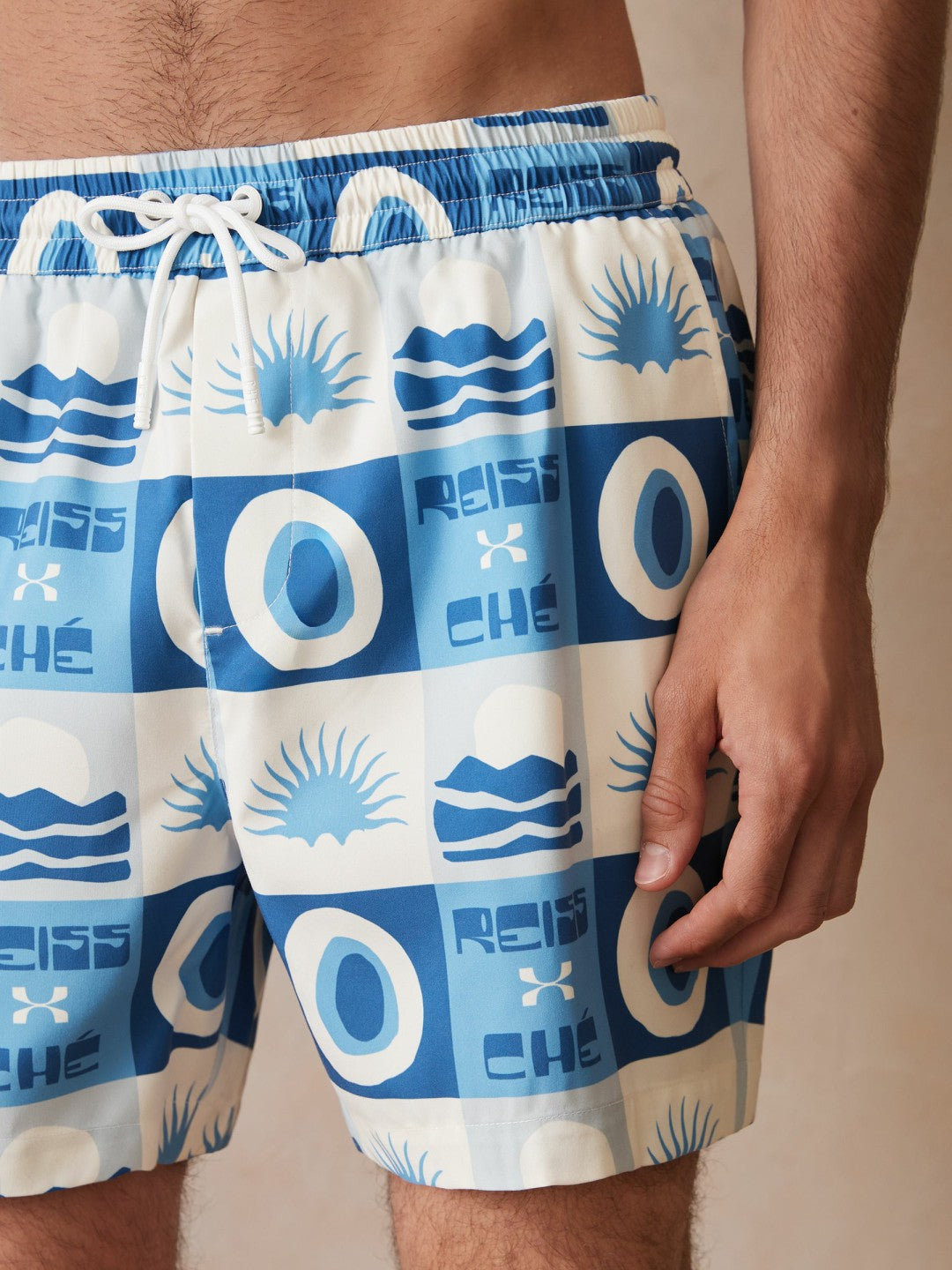 | Ché Sunset-Print Swim Shorts Blue Multi | Men