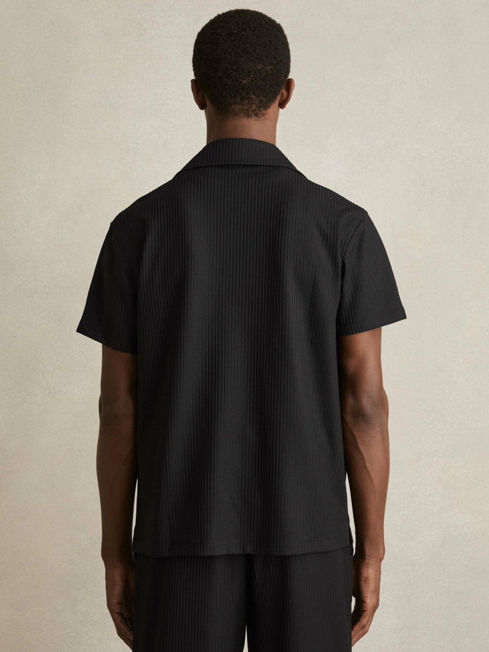 Textured-Knit Cuban-Collar Shirt Black | Men
