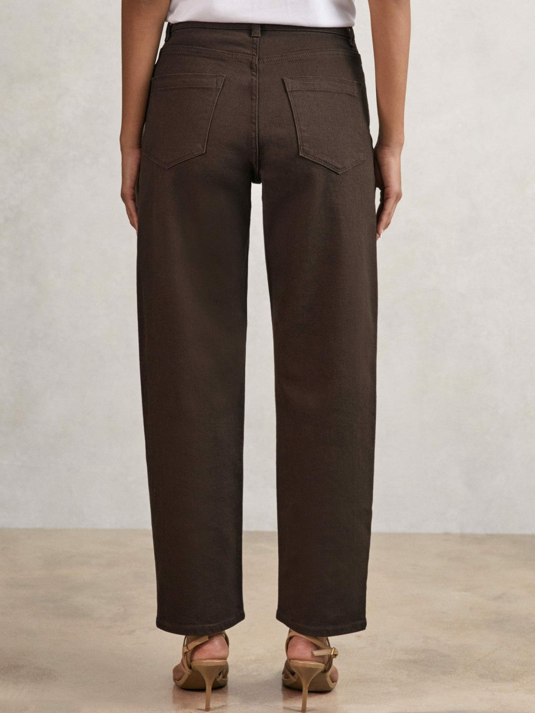 Petite Mid-Rise Straight-Leg Jeans Chocolate | Women