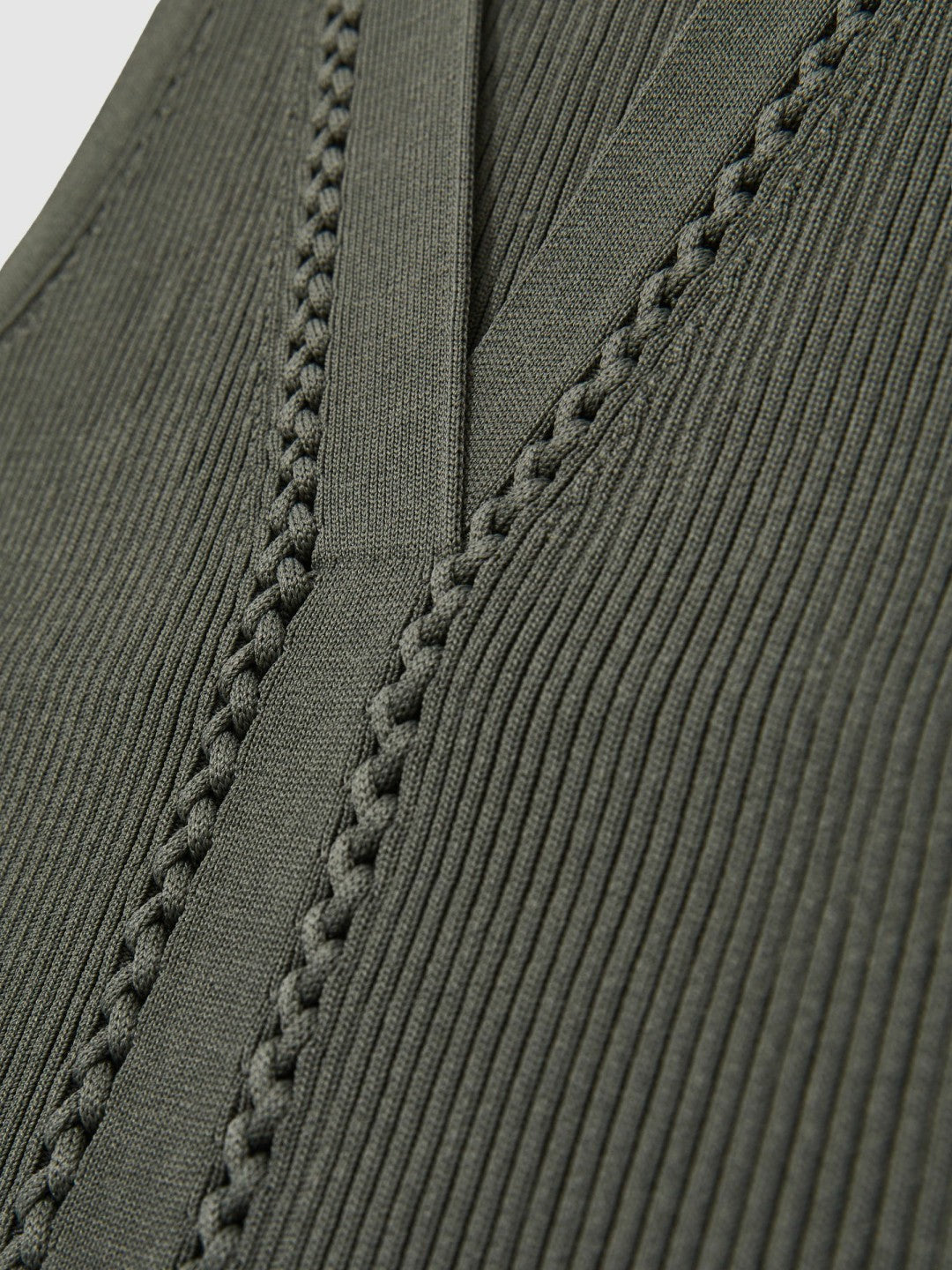 Craft-Stitch Rib-Knit Vest Khaki Green | Women