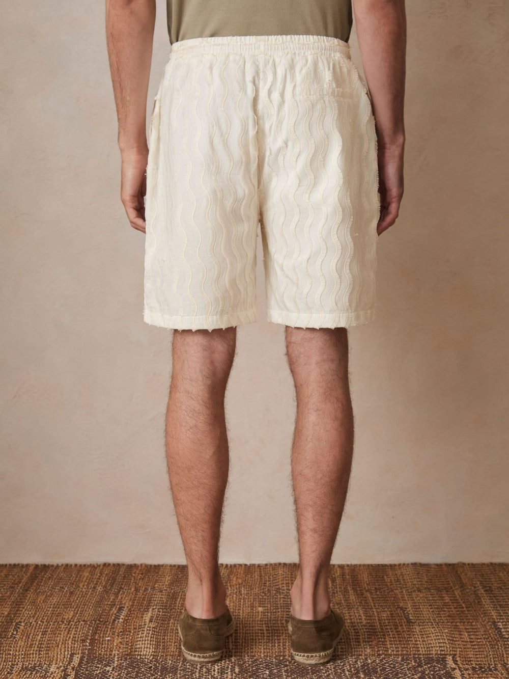 | Ché Fringed-Wave Shorts Off White | Men
