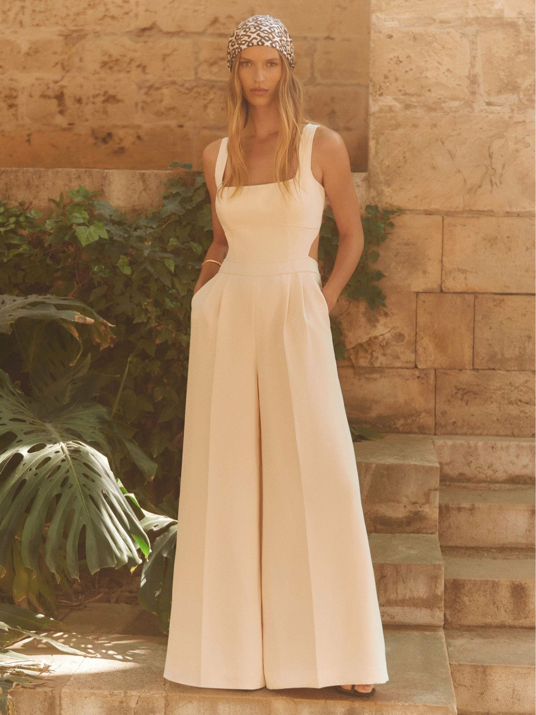 Wide-Leg Cut-Out Jumpsuit Pale Pink | Women