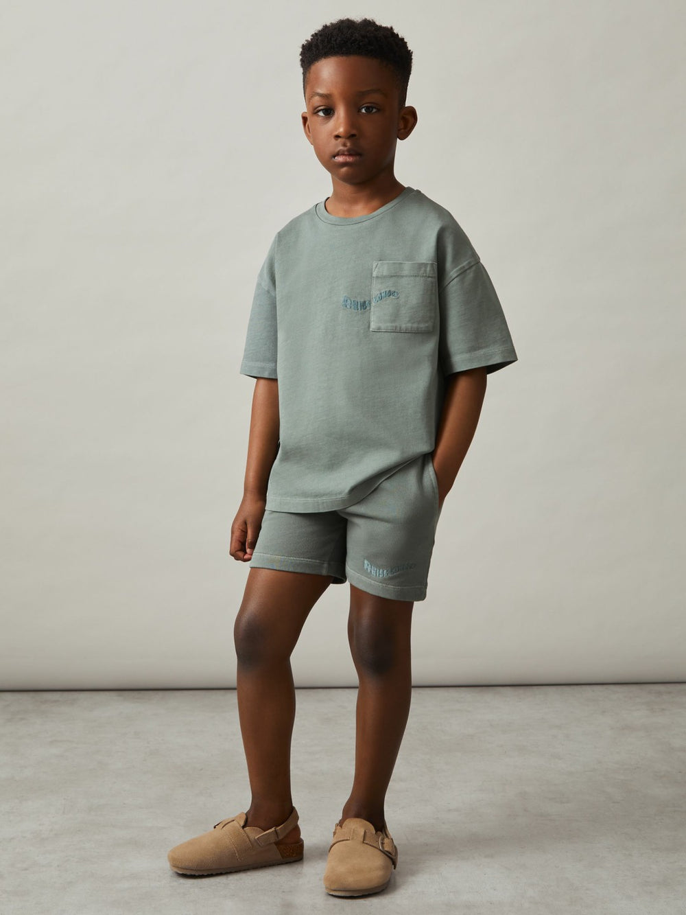 13-14 yrs Cotton Palm-Embroidery Oversize T-Shirt Washed Sage | Children & Baby
