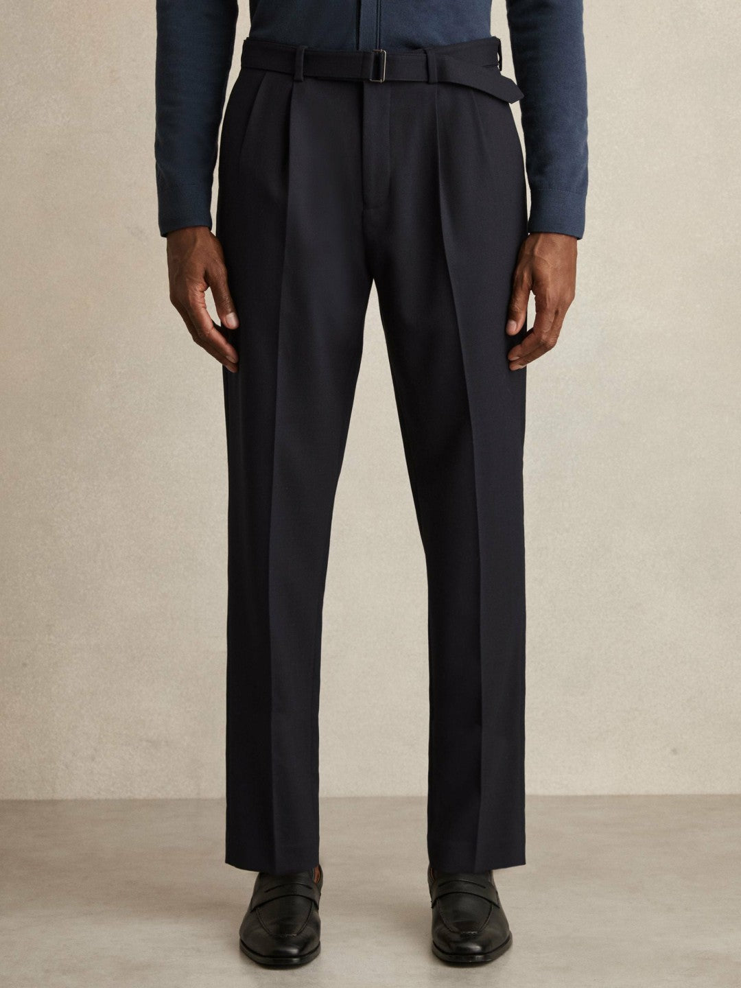 Wool-Blend Belted Pleated Trousers Regular-Fit Navy | Men