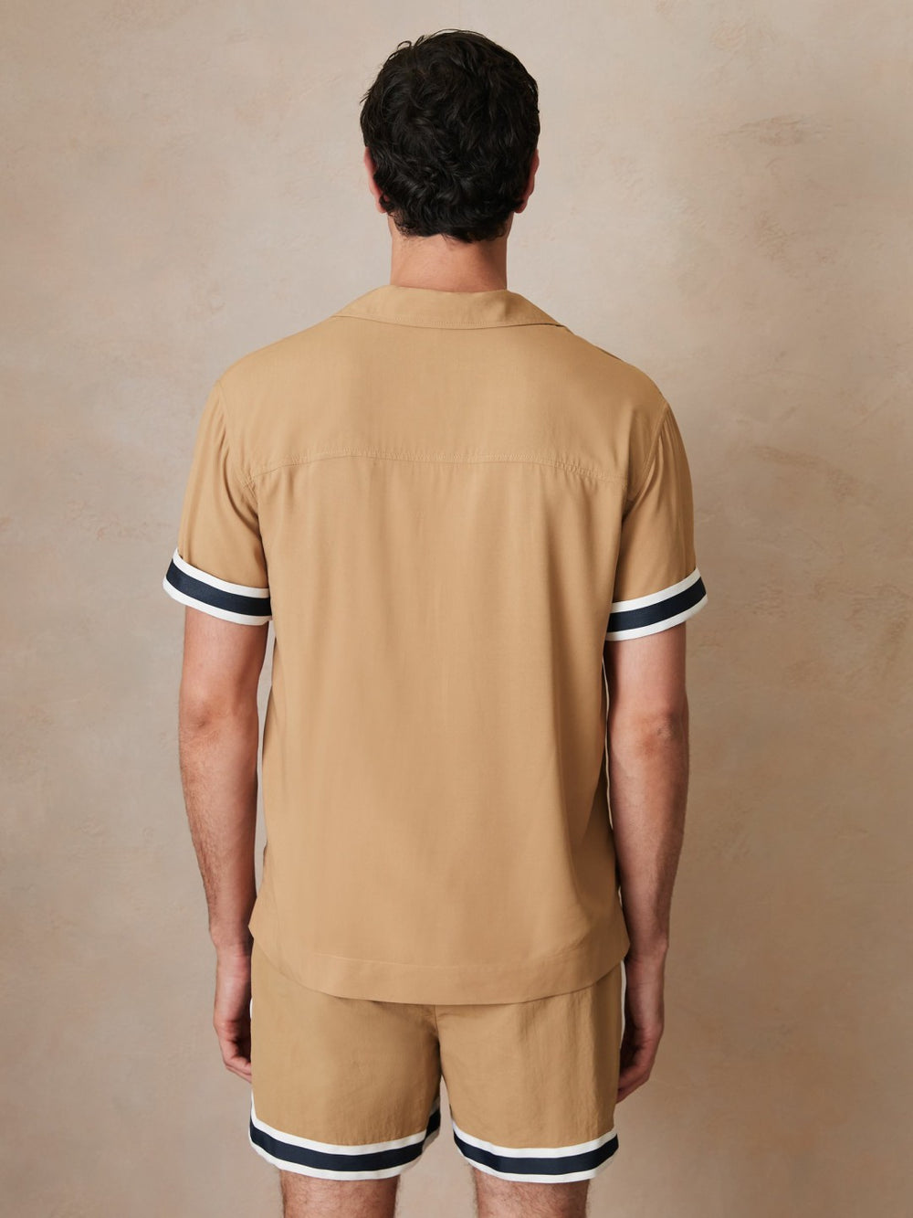 | Ché Stripe-Cuff Shirt Camel | Men