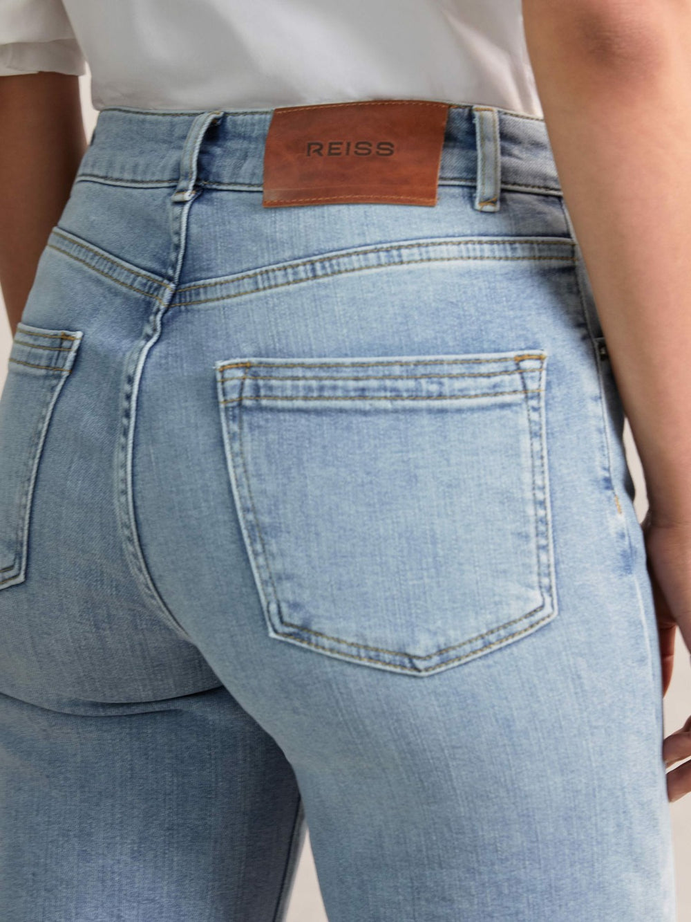 Petite Mid-Rise Flared Jeans Light Blue | Women