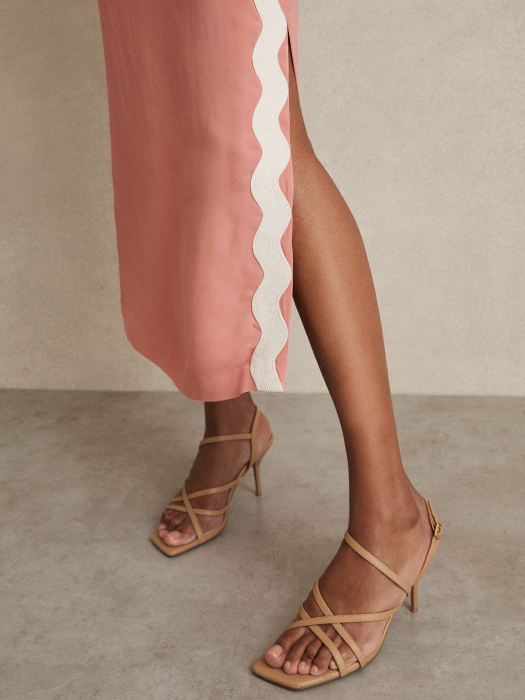 Wave-Trim Crepe Midi Dress Pink | Women