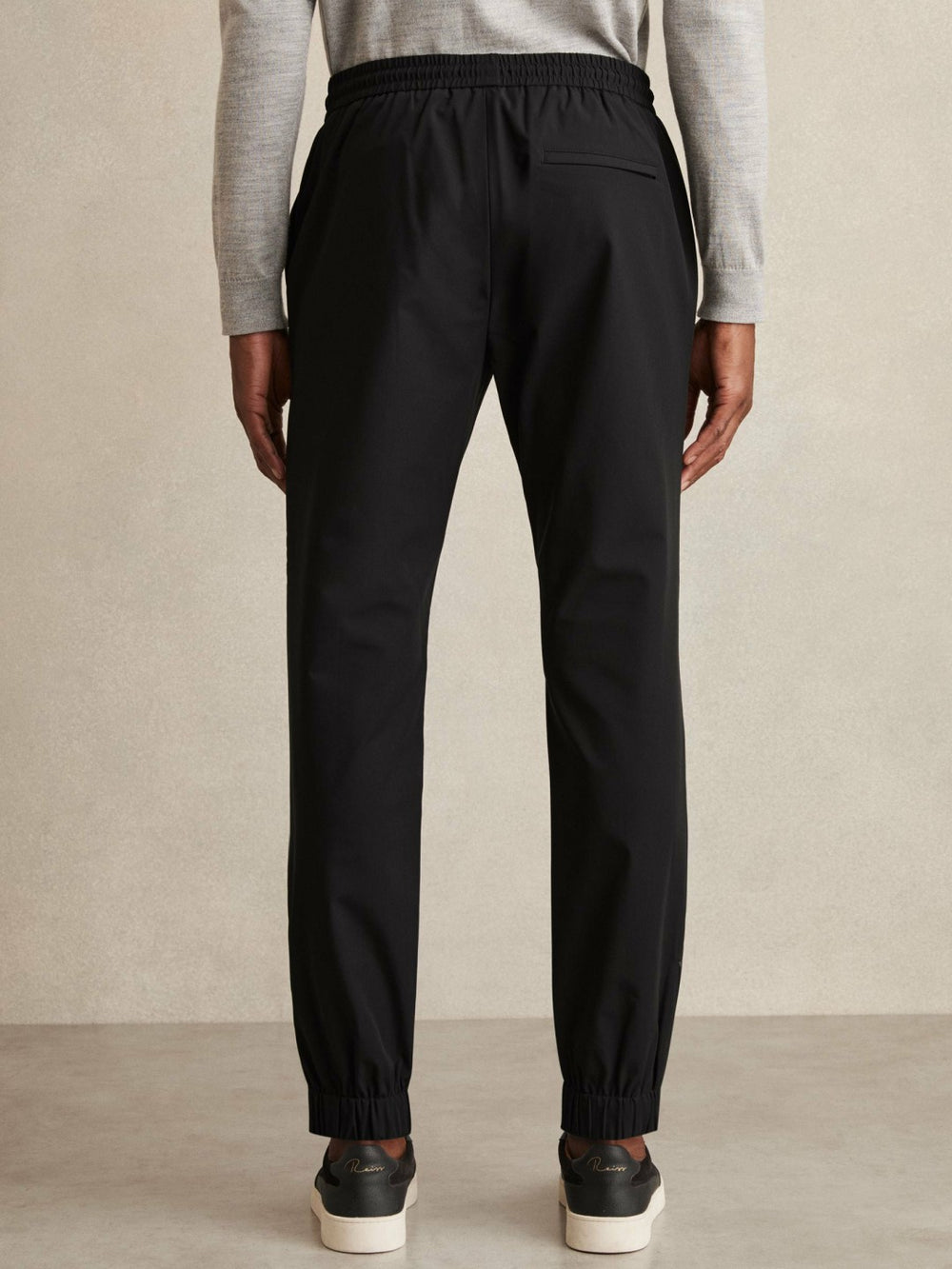 Drawstring Technical Cuffed Trousers Black | Men