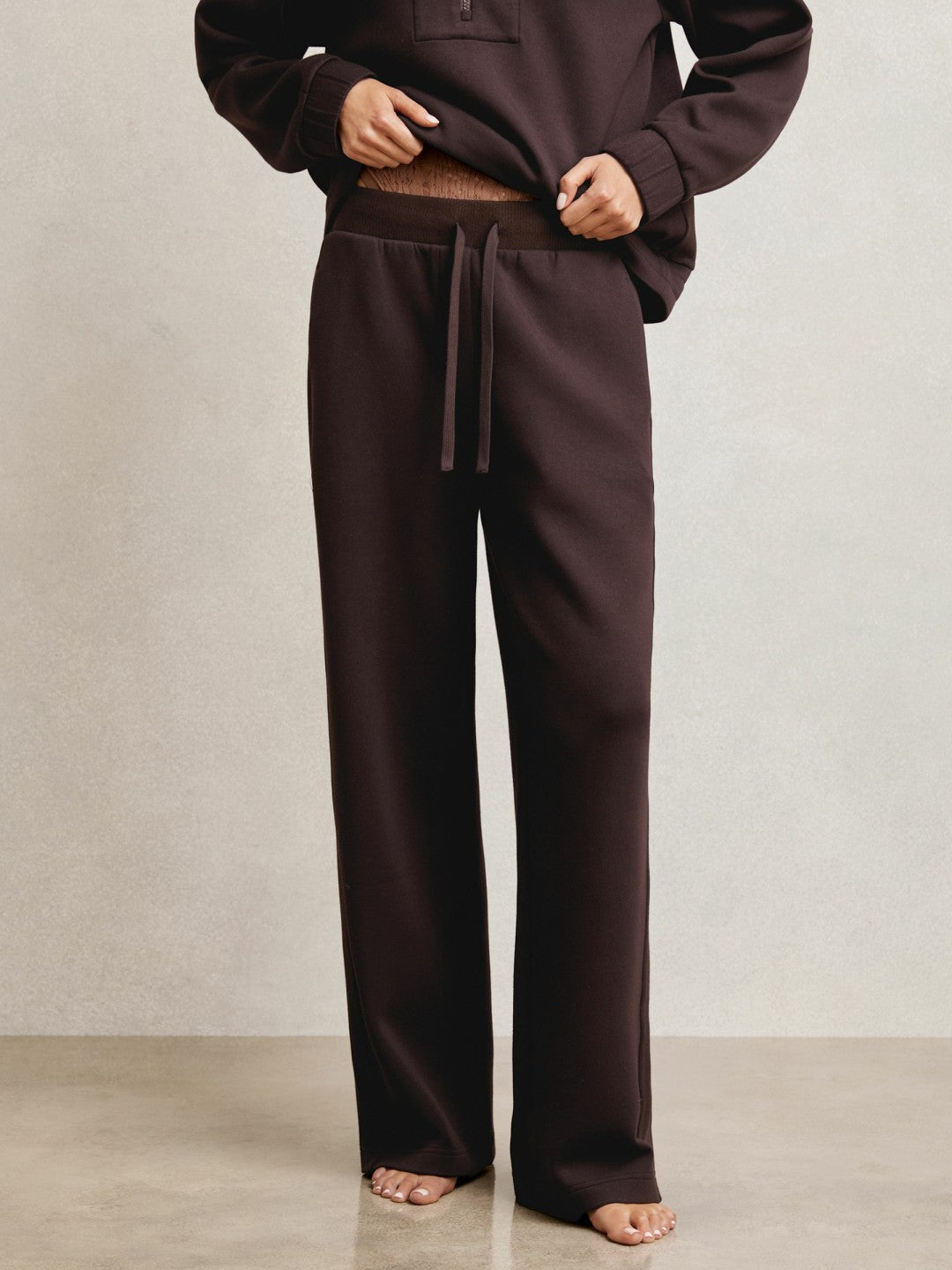 Wide-Leg Interlock Drawstring Joggers Plum | Women