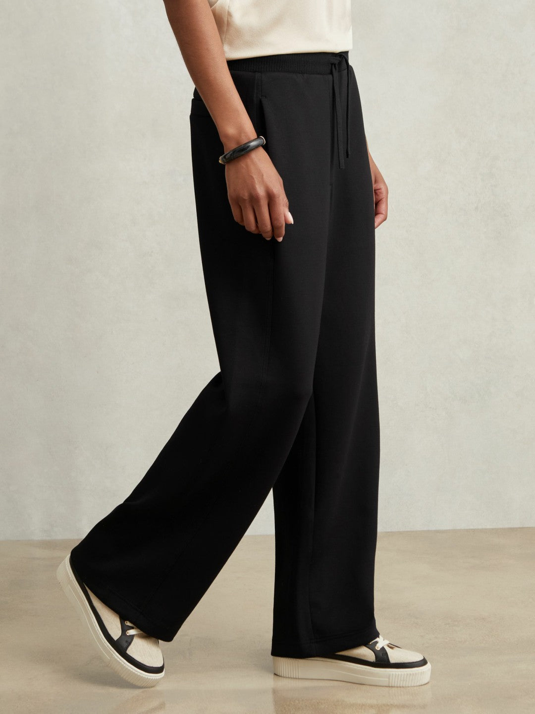 Petite Wide-Leg Interlock Drawstring Joggers Black | Women