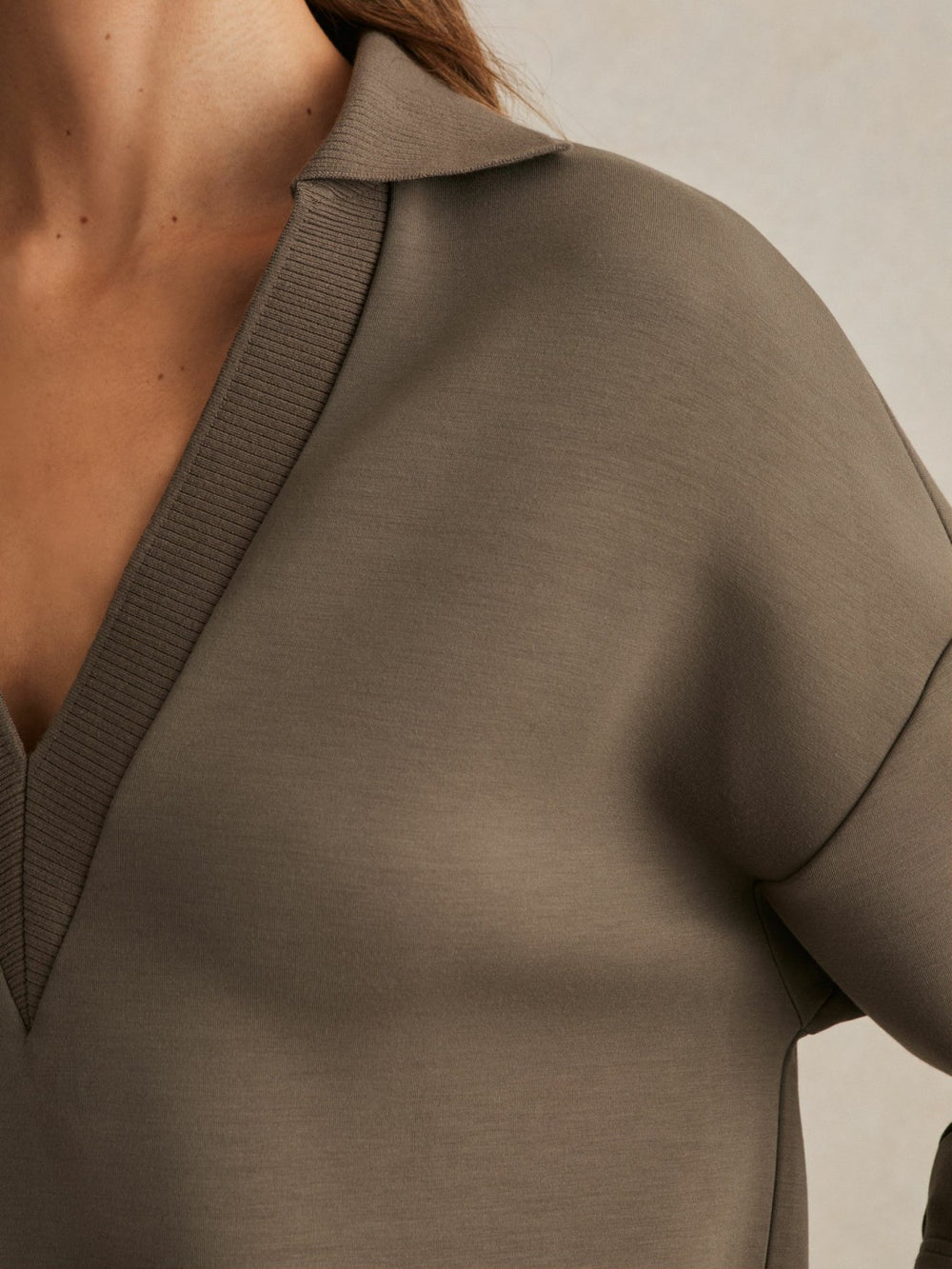 Interlock Open-Collar Sweatshirt Khaki Green | Women