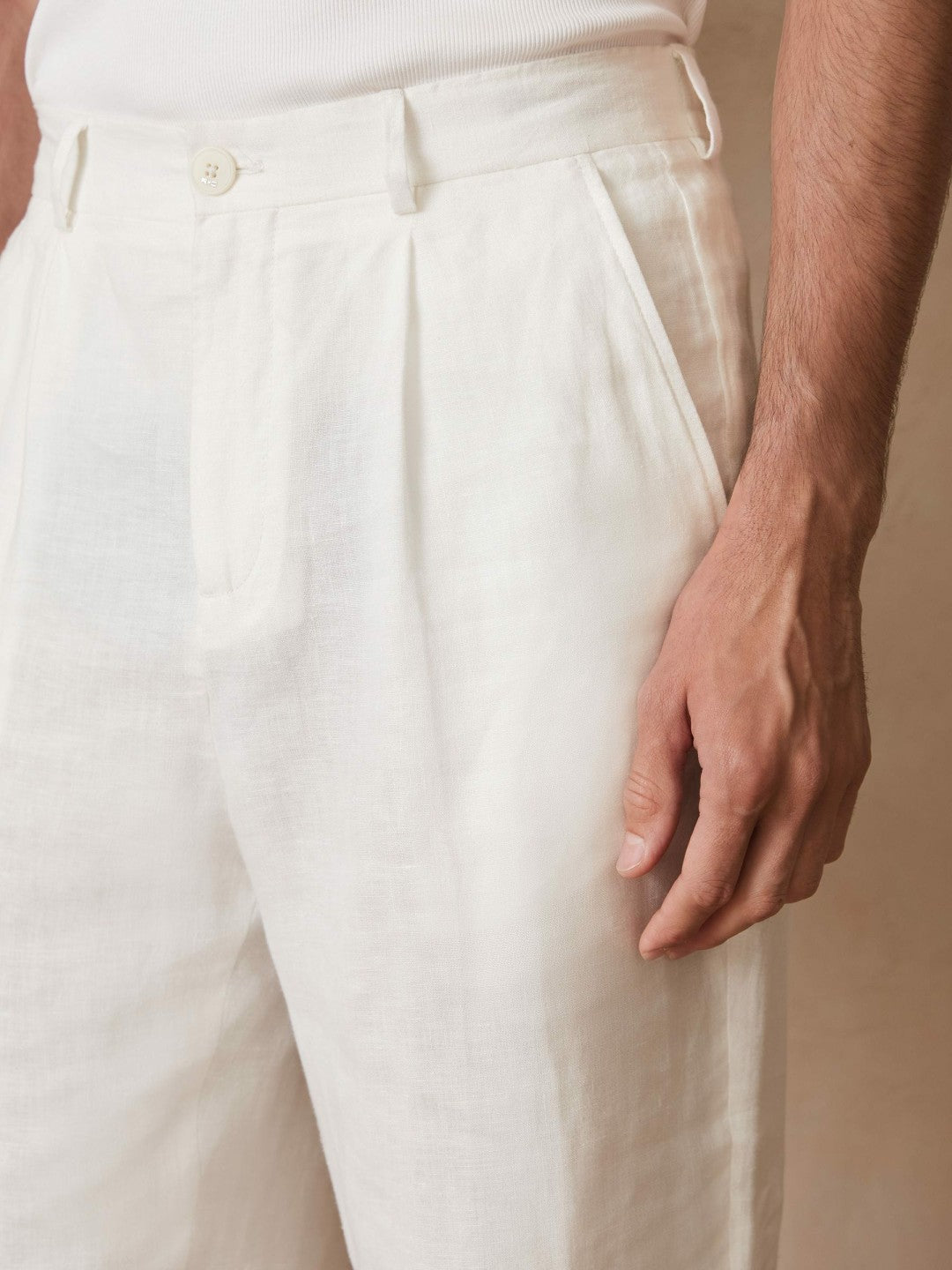 | Ché Linen Wide-Leg Trousers White | Men