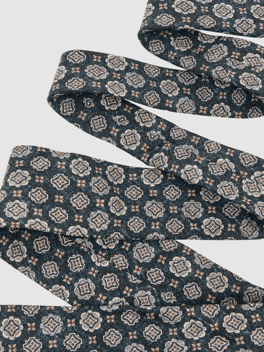 Silk Medallion Print Tie Indigo Melange | Men
