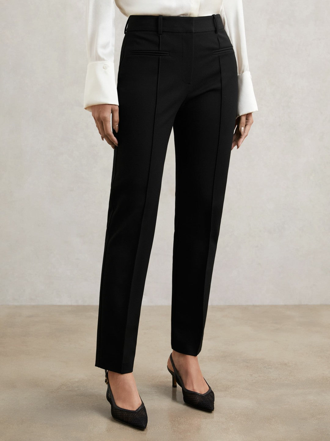 Pintuck Tapered Trousers Black | Women
