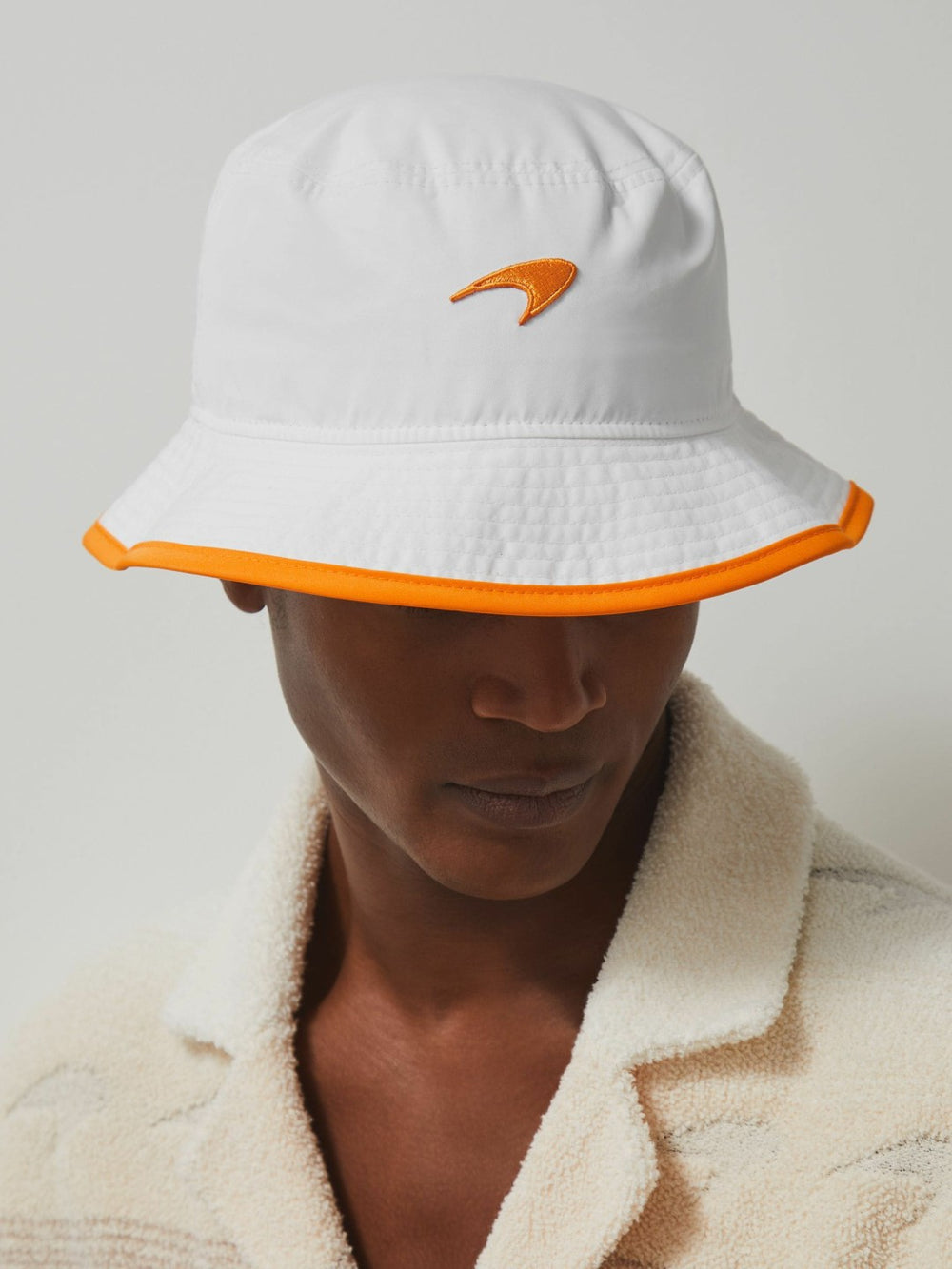 McLaren F1 Team Speedmark Bucket Hat White | Men