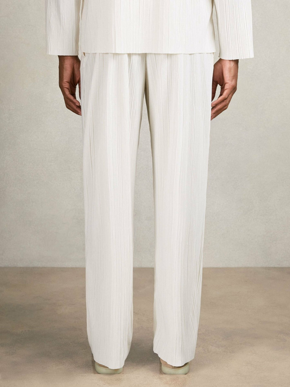 Plissé Wide Leg Trousers Off White | Men