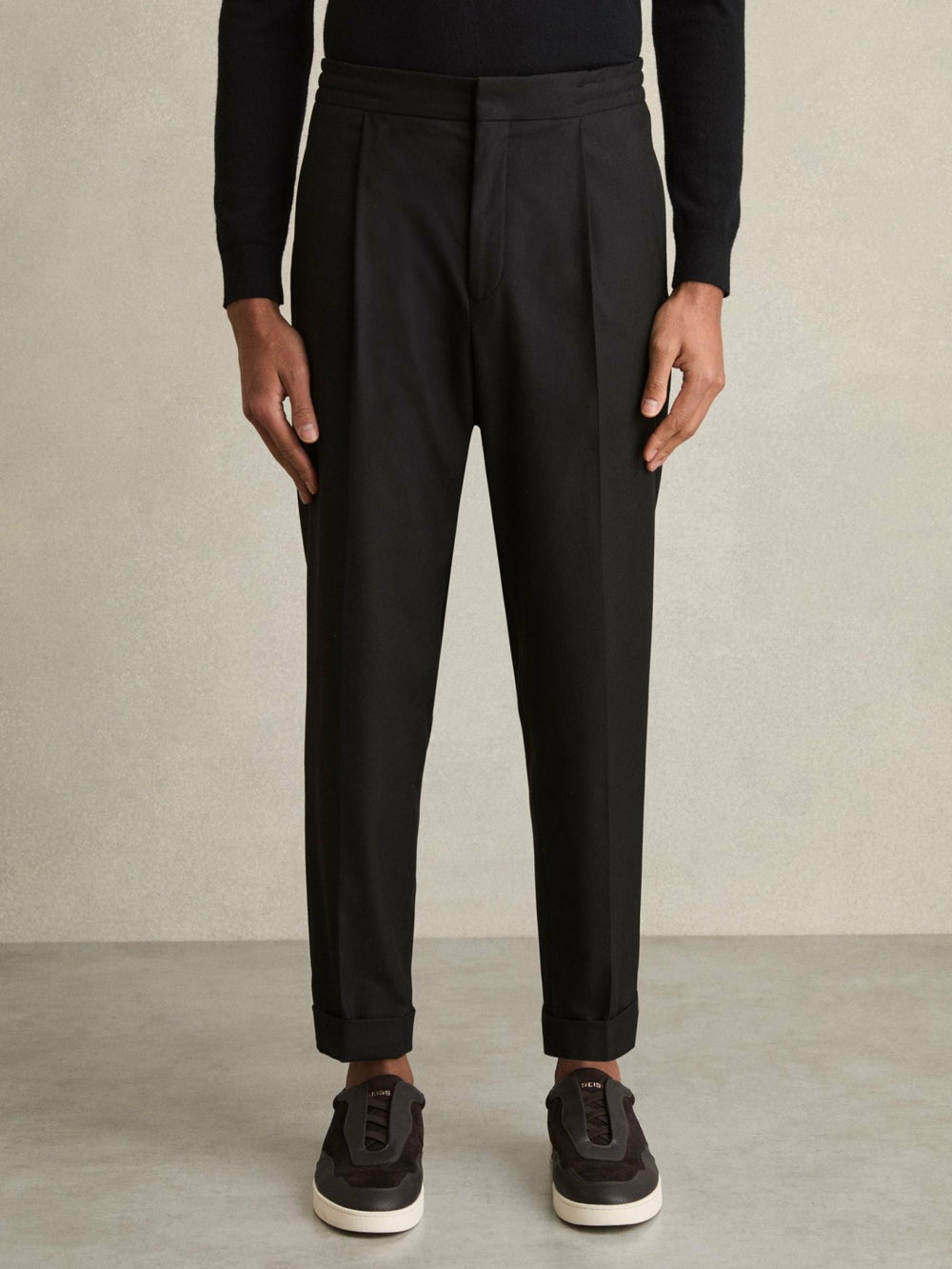 Relaxed-Fit Pleated Tapered Trousers Black | Men