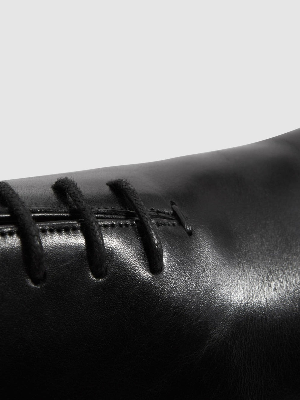 Leather Lace-Up Shoes Black | Men