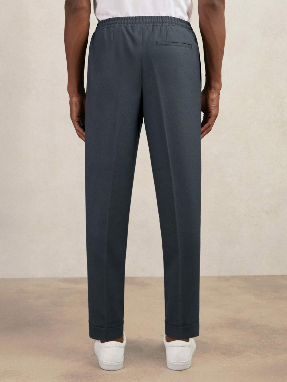 Relaxed-Fit Pleated Tapered Trousers Steel Blue | Men