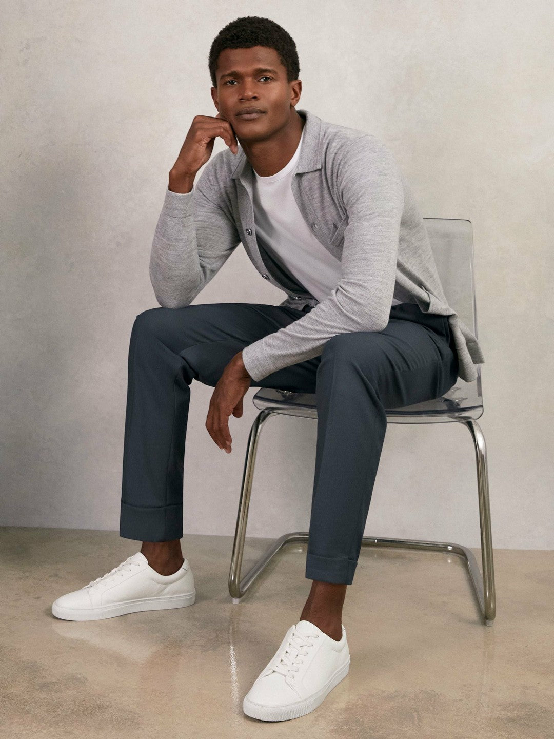Relaxed-Fit Pleated Tapered Trousers Steel Blue | Men