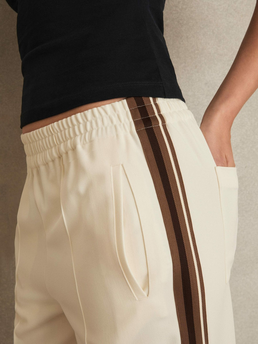 Side-Stripe Wide-Leg Trousers Cream | Women