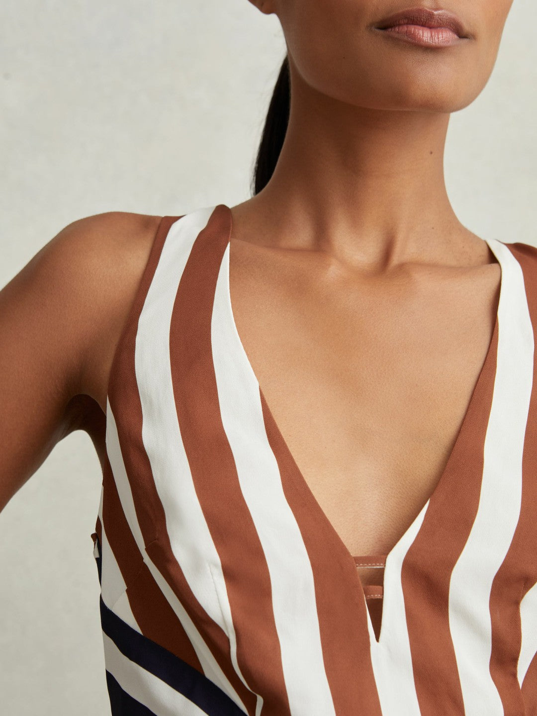 Stripe-Print Sleeveless Mini Dress Brown/Navy | Women