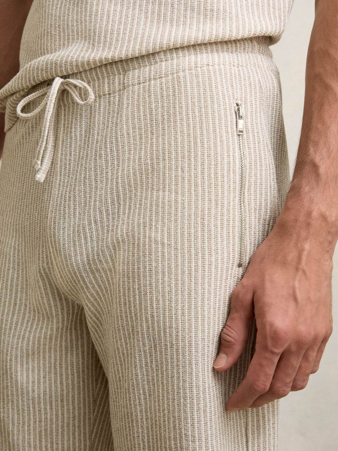 Cotton-Blend Stripe Drawstring Shorts Ecru/Taupe Brown | Men