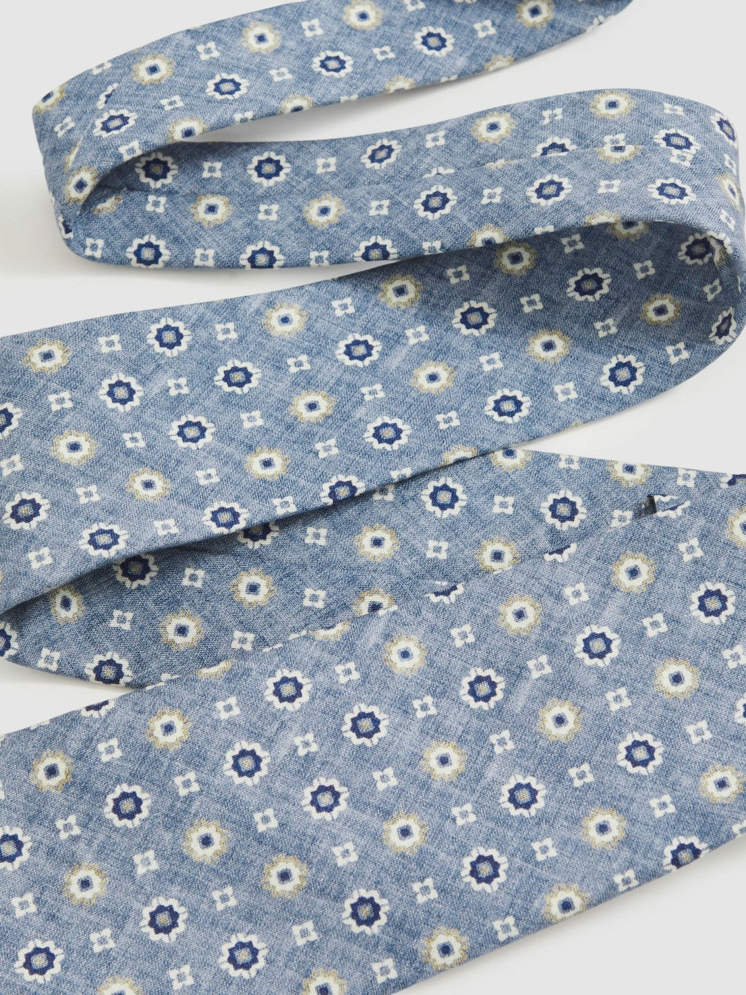 Silk Floral-Medallion Tie Soft Blue | Men