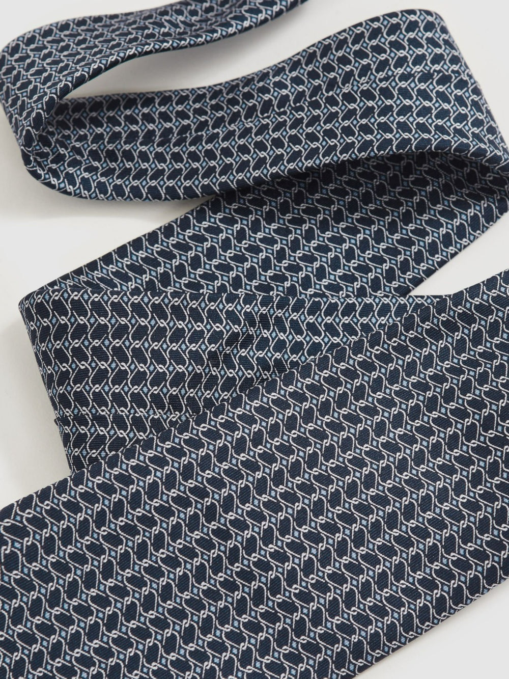 Silk Geometric-Chain Print Tie Navy | Men