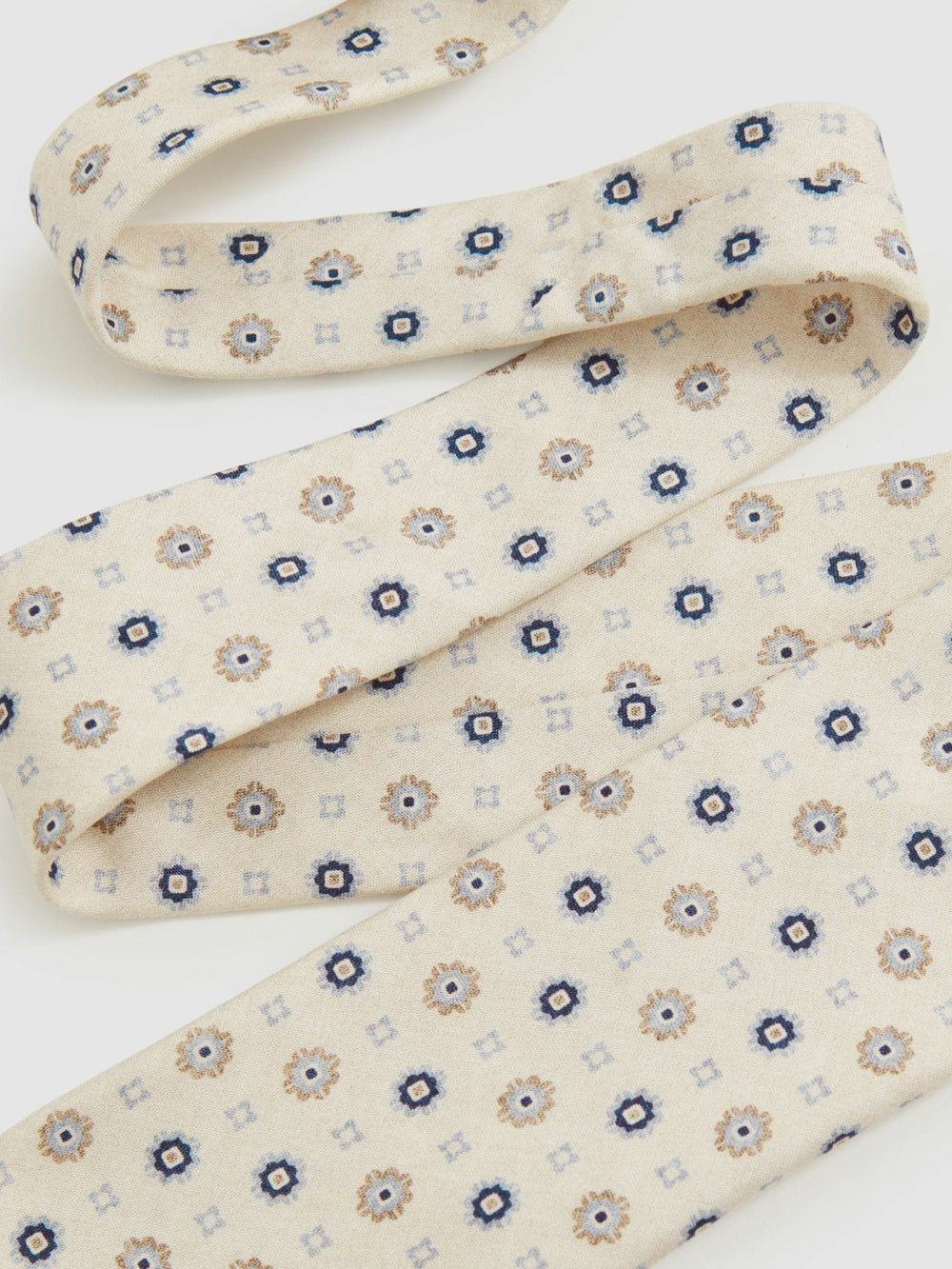 Silk Floral-Medallion Tie Ivory | Men