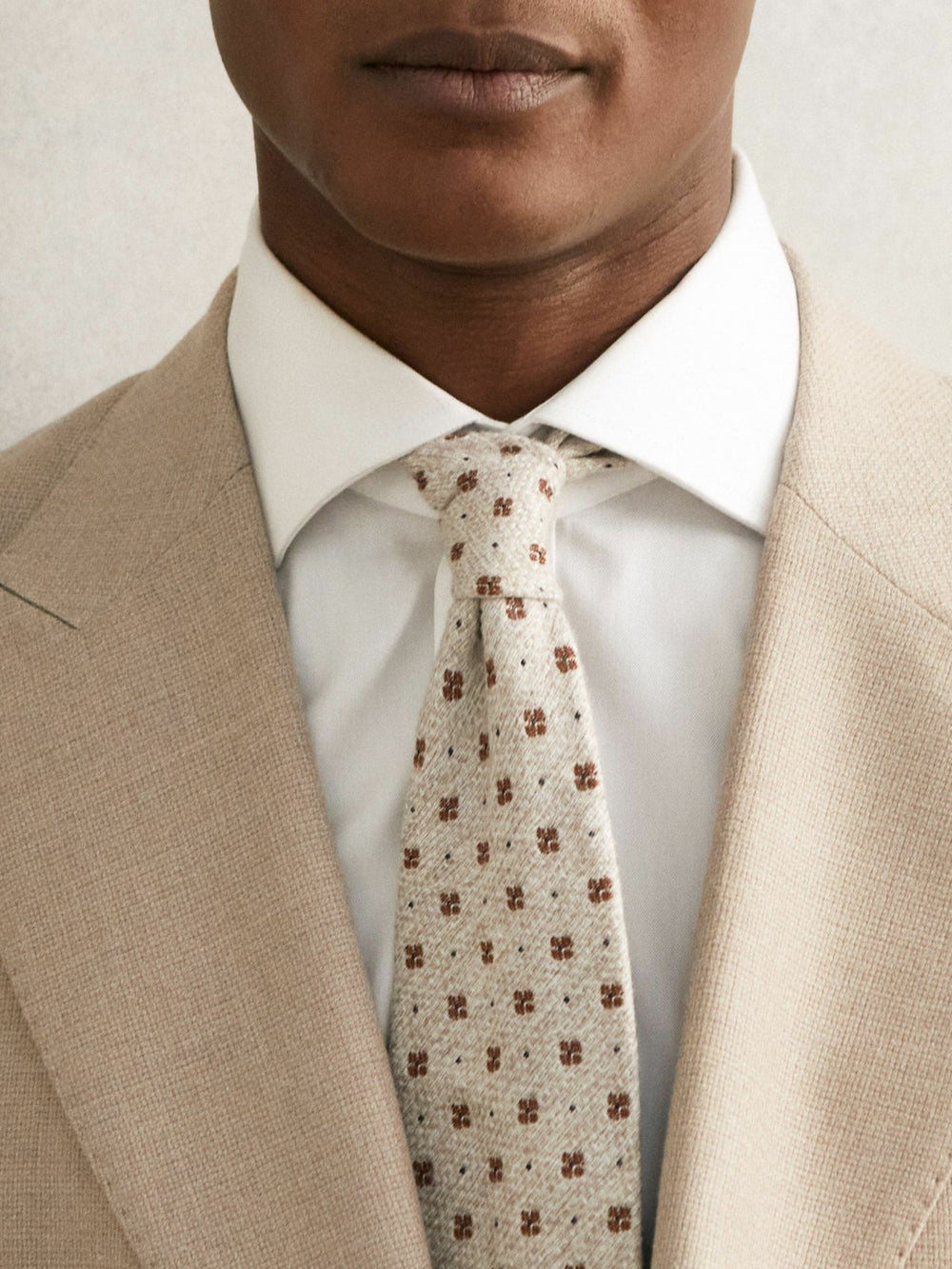 Wool-Silk Floral-Medallion Tie Oatmeal Melange | Men