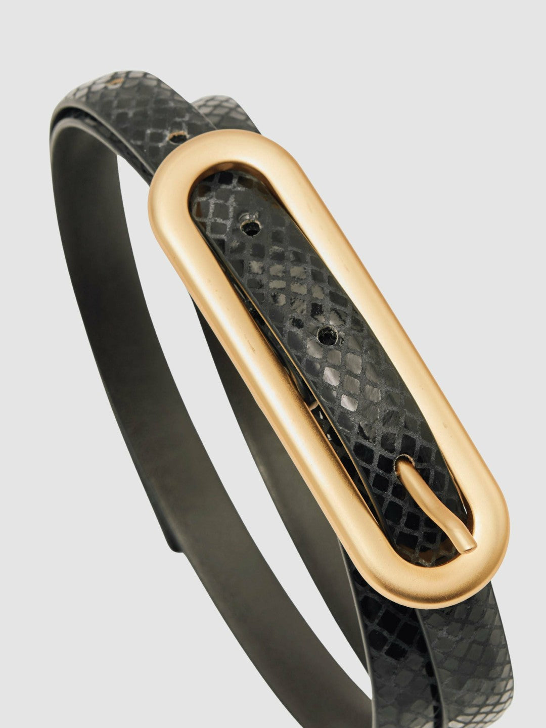 Leather Elongated-Buckle Skinny Belt Black | Women